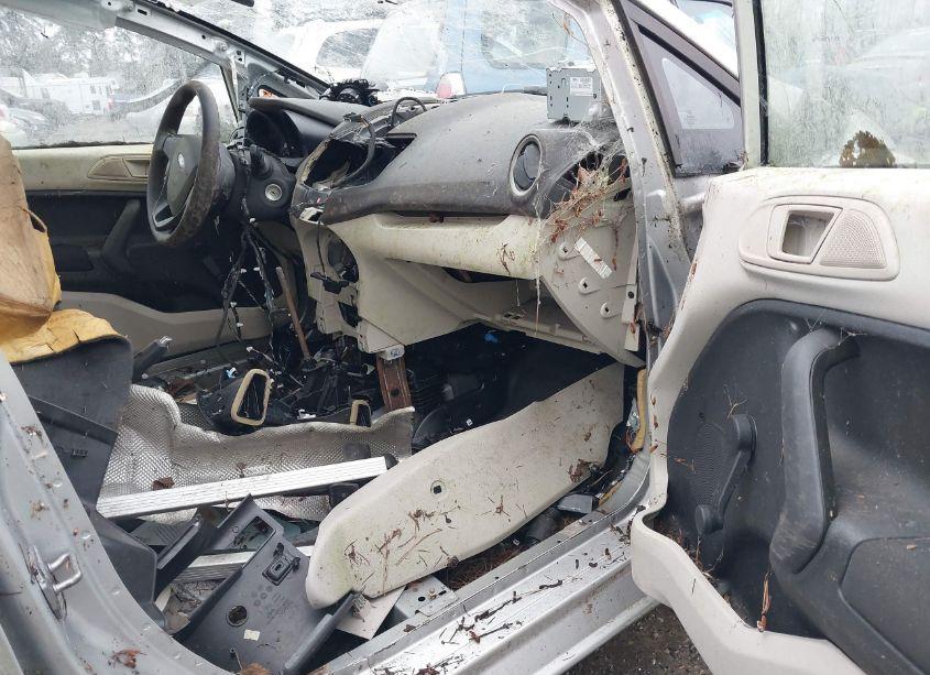 Photo 5 of 2011 Ford Fiesta S (VIN 3FADP4AJ2BM193589)