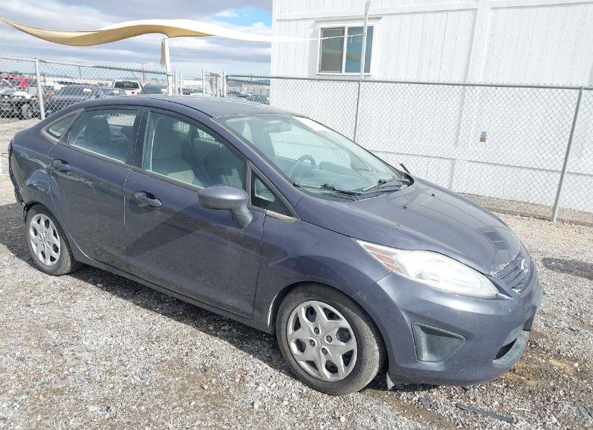 2012 Ford Fiesta S (VIN 3FADP4AJ2CM198440) main photo