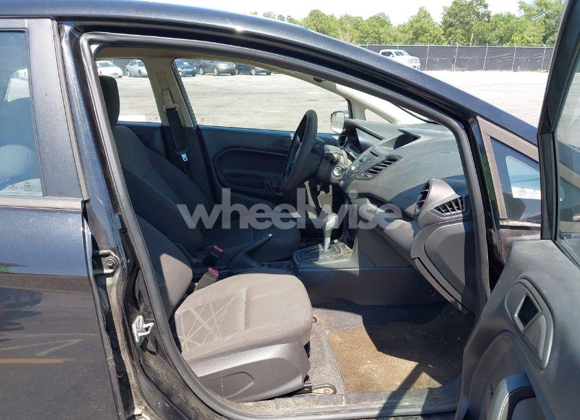 Photo 5 of 2014 Ford Fiesta S (VIN 3FADP4AJ2EM102020)