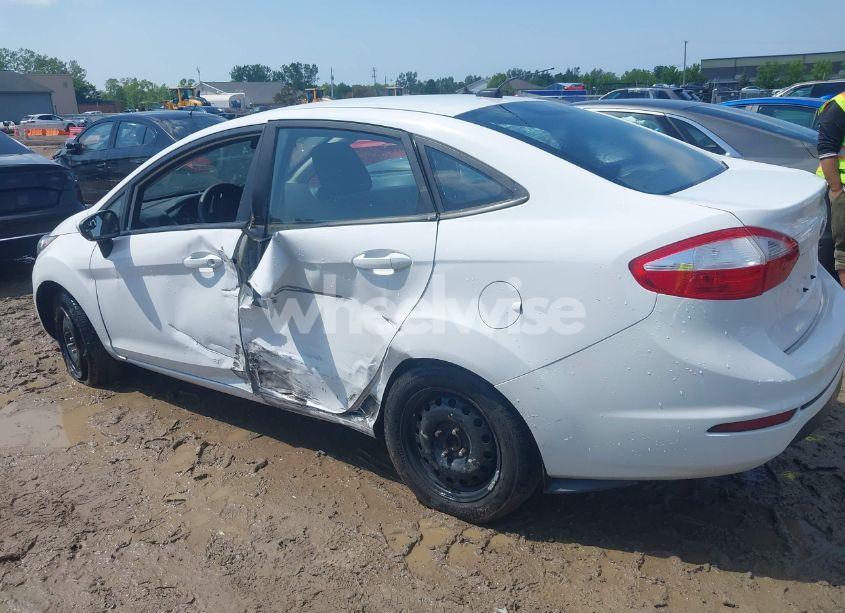 Photo 14 of 2015 Ford Fiesta S (VIN 3FADP4AJ2FM150621)