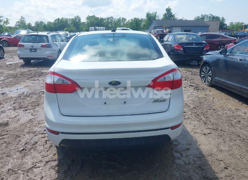 Photo 16 of 2015 Ford Fiesta S (VIN 3FADP4AJ2FM150621)