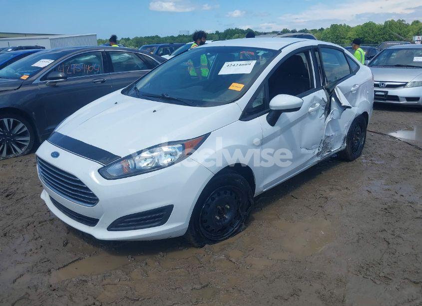 Photo 2 of 2015 Ford Fiesta S (VIN 3FADP4AJ2FM150621)