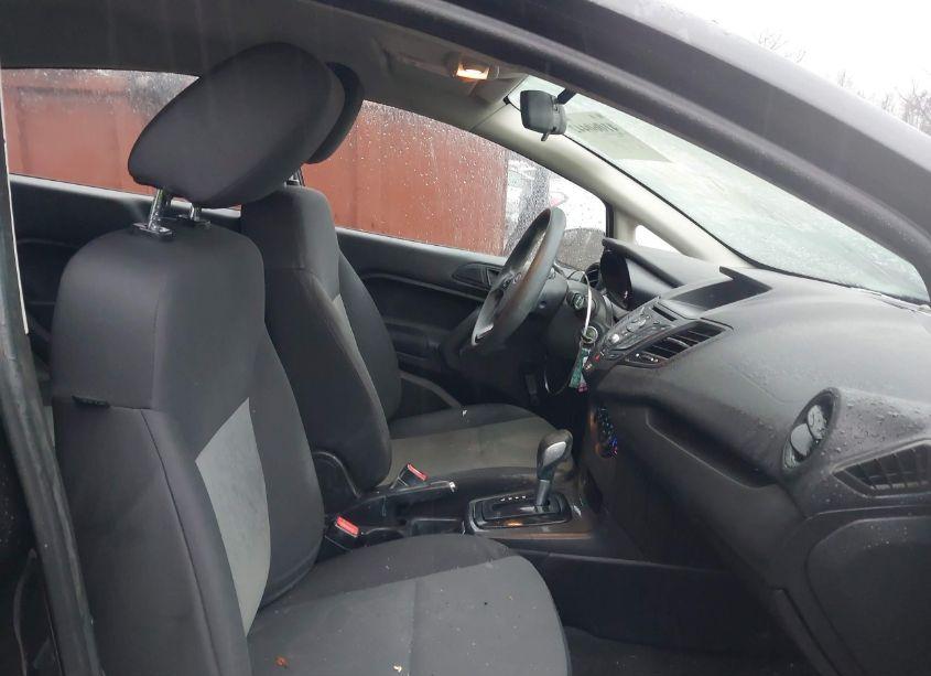 Photo 5 of 2015 Ford Fiesta S (VIN 3FADP4AJ2FM189922)