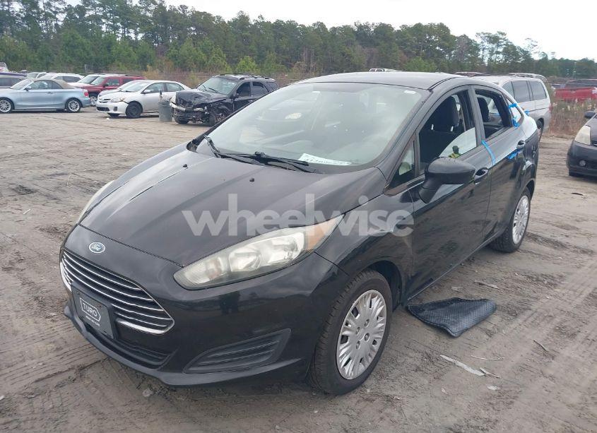 Photo 2 of 2015 Ford Fiesta S (VIN 3FADP4AJ3FM189542)