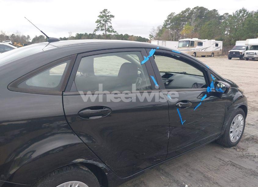 Photo 6 of 2015 Ford Fiesta S (VIN 3FADP4AJ3FM189542)