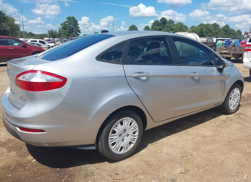 Photo 4 of 2018 Ford Fiesta S (VIN 3FADP4AJ3JM106202)