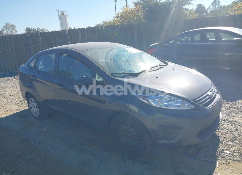 2012 Ford Fiesta S (VIN 3FADP4AJ4CM186452) main photo