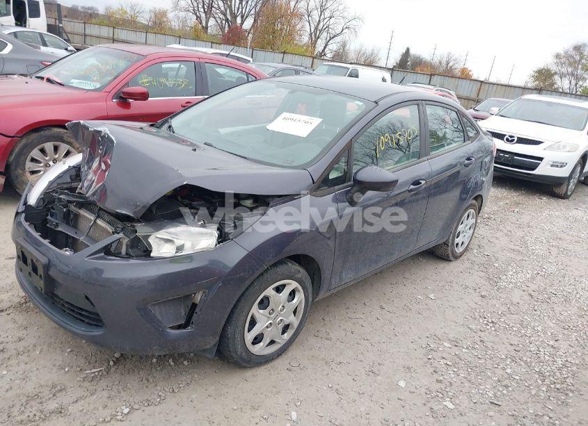 Photo 2 of 2013 Ford Fiesta S (VIN 3FADP4AJ4DM218902)