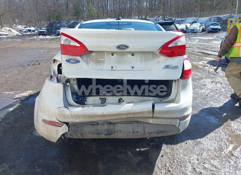 Photo 16 of 2014 Ford Fiesta S (VIN 3FADP4AJ4EM125475)