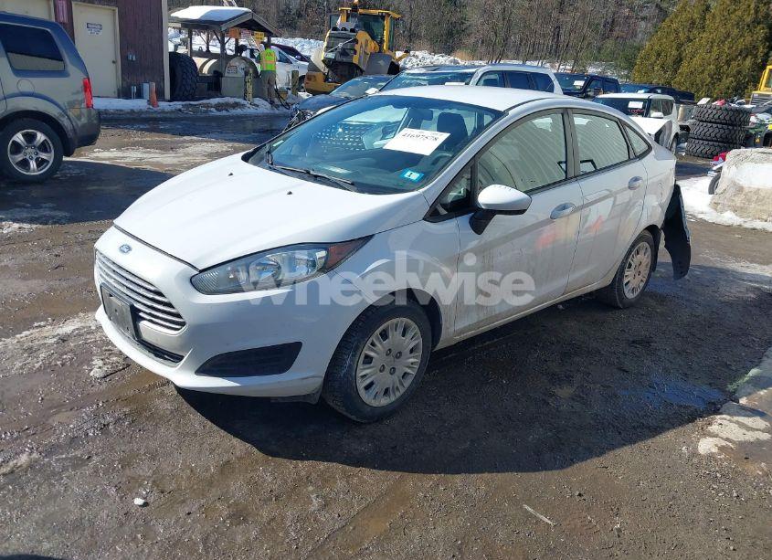 Photo 2 of 2014 Ford Fiesta S (VIN 3FADP4AJ4EM125475)