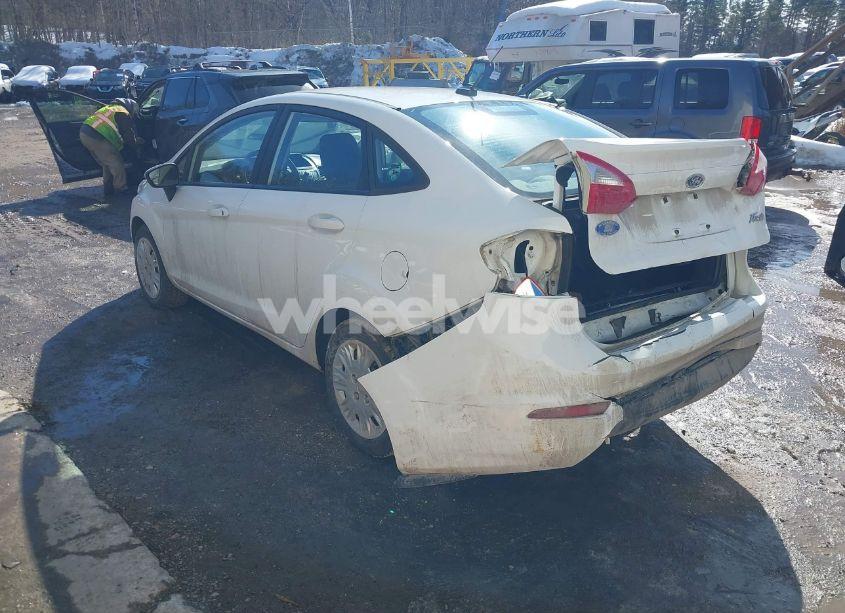 Photo 3 of 2014 Ford Fiesta S (VIN 3FADP4AJ4EM125475)