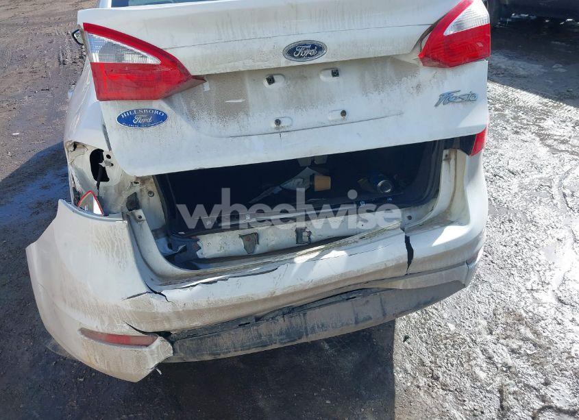 Photo 6 of 2014 Ford Fiesta S (VIN 3FADP4AJ4EM125475)