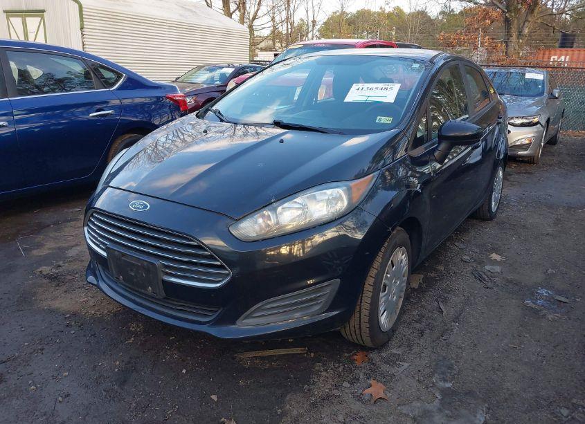 Photo 2 of 2015 Ford Fiesta S (VIN 3FADP4AJ4FM157859)
