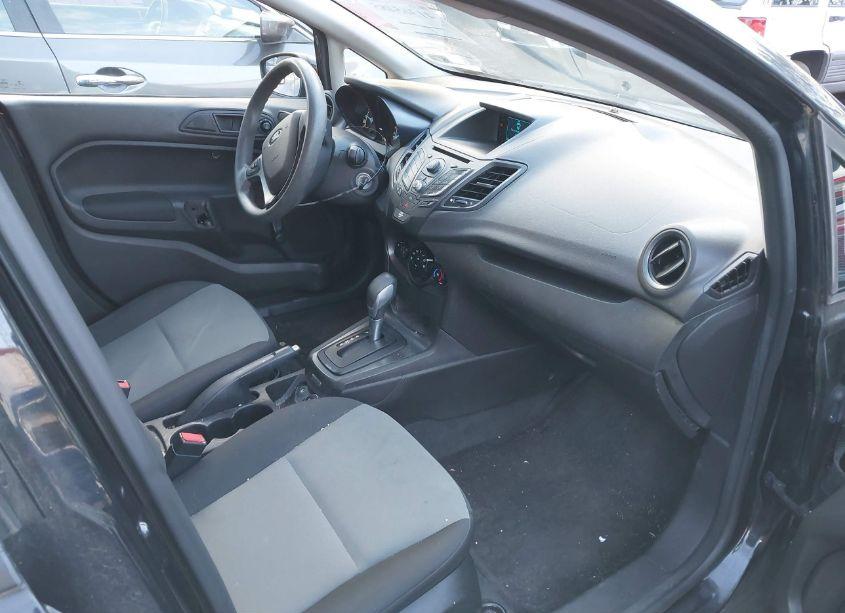 Photo 5 of 2015 Ford Fiesta S (VIN 3FADP4AJ4FM157859)