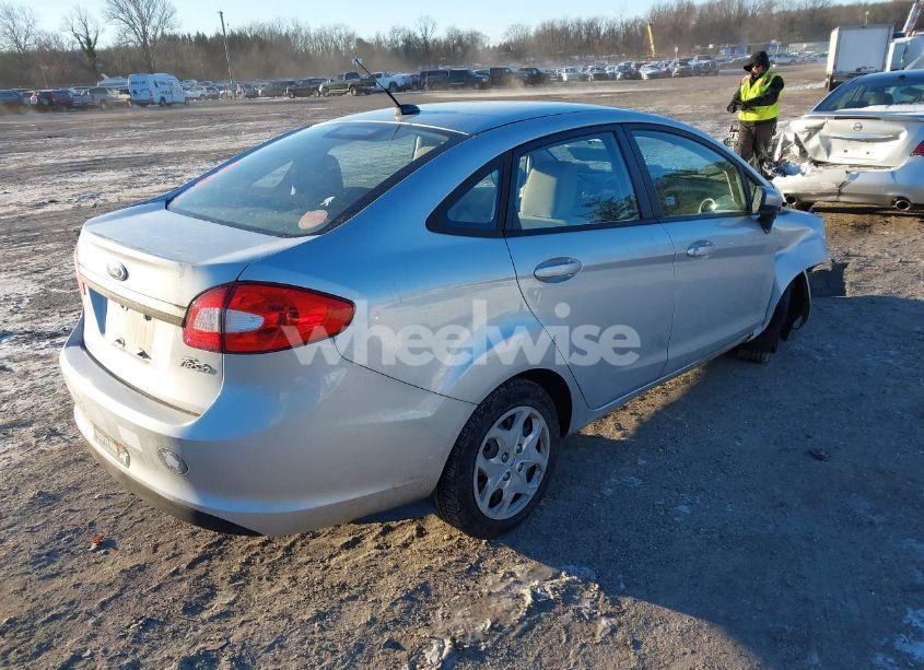 Photo 4 of 2011 Ford Fiesta S (VIN 3FADP4AJ5BM232577)