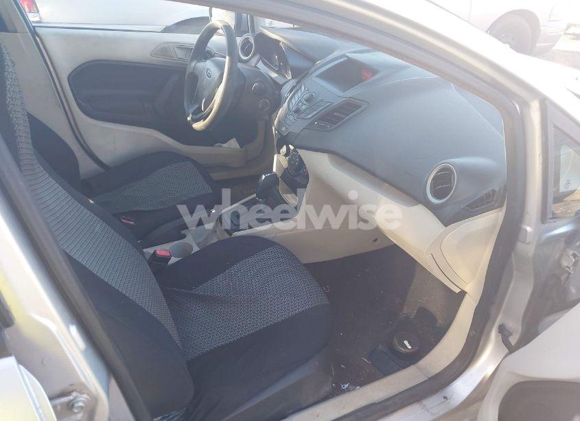 Photo 5 of 2012 Ford Fiesta S (VIN 3FADP4AJ5CM106981)