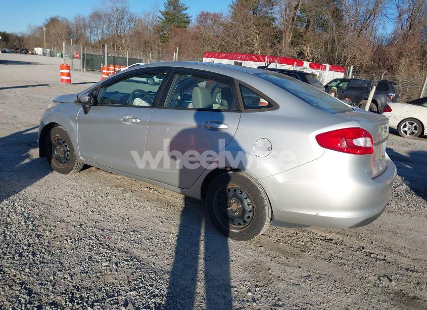 Photo 3 of 2012 Ford Fiesta S (VIN 3FADP4AJ5CM117494)