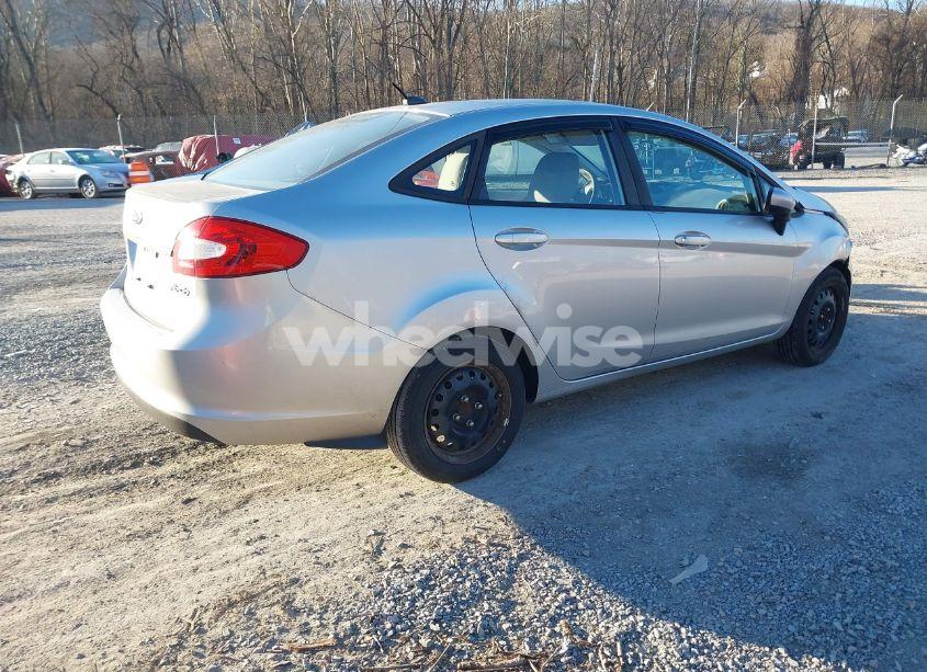 Photo 4 of 2012 Ford Fiesta S (VIN 3FADP4AJ5CM117494)