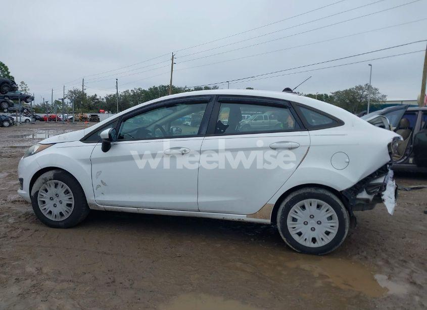 Photo 15 of 2016 Ford Fiesta S (VIN 3FADP4AJ5GM103682)