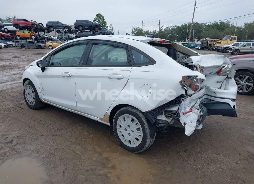 Photo 3 of 2016 Ford Fiesta S (VIN 3FADP4AJ5GM103682)