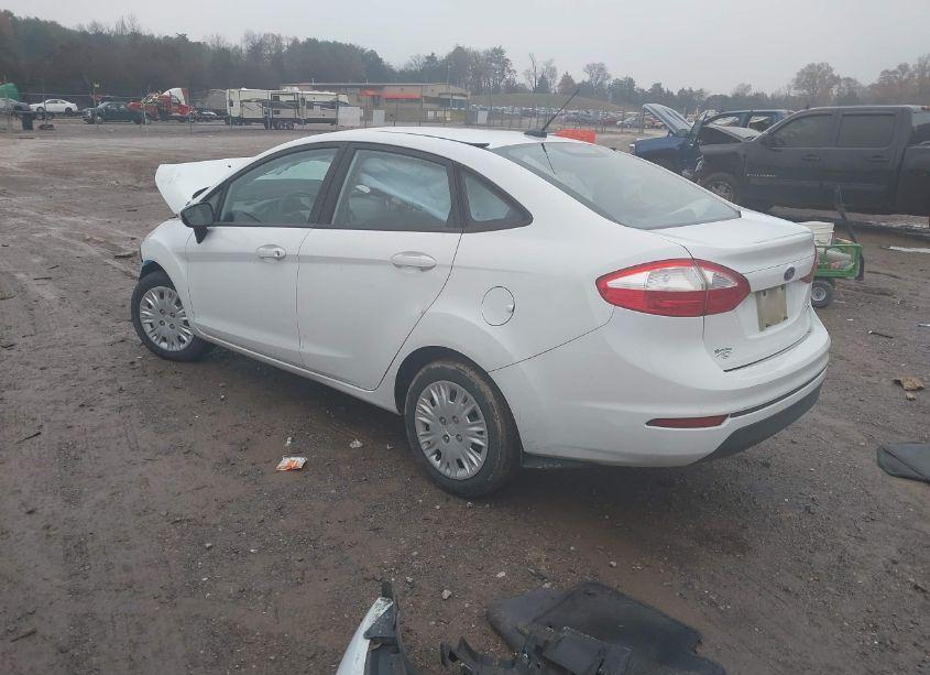 Photo 3 of 2016 Ford Fiesta S (VIN 3FADP4AJ5GM110857)