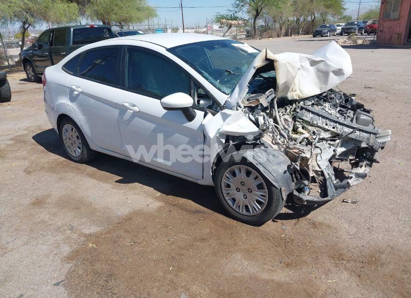 2019 Ford Fiesta S (VIN 3FADP4AJ5KM123083) main photo