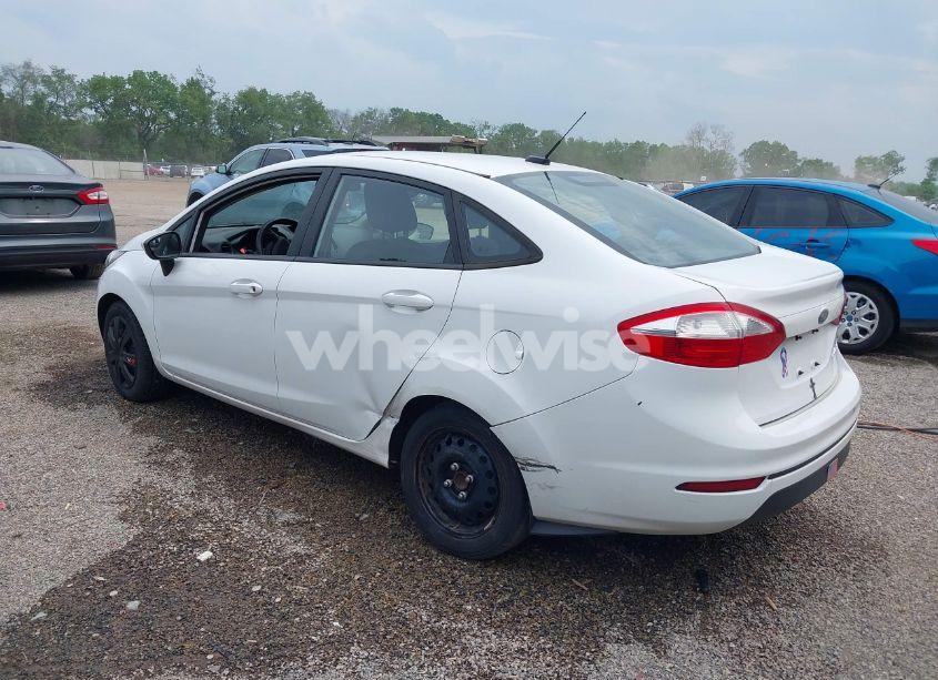 Photo 3 of 2014 Ford Fiesta S (VIN 3FADP4AJ6EM168697)