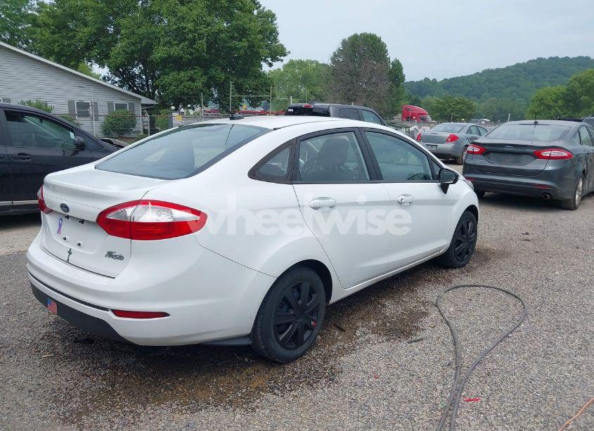 Photo 4 of 2014 Ford Fiesta S (VIN 3FADP4AJ6EM168697)