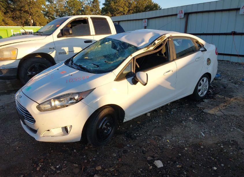 Photo 2 of 2016 Ford Fiesta S (VIN 3FADP4AJ6GM105599)