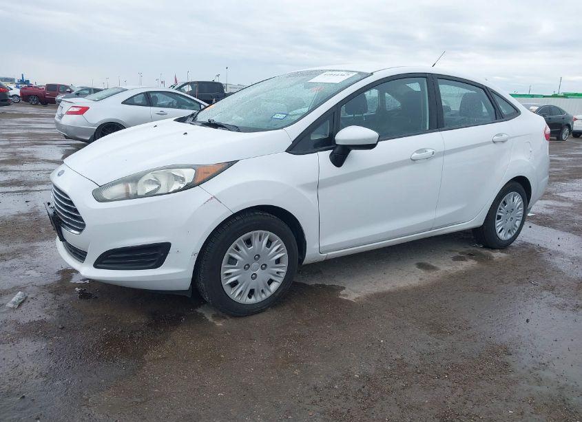 Photo 2 of 2016 Ford Fiesta S (VIN 3FADP4AJ6GM128672)