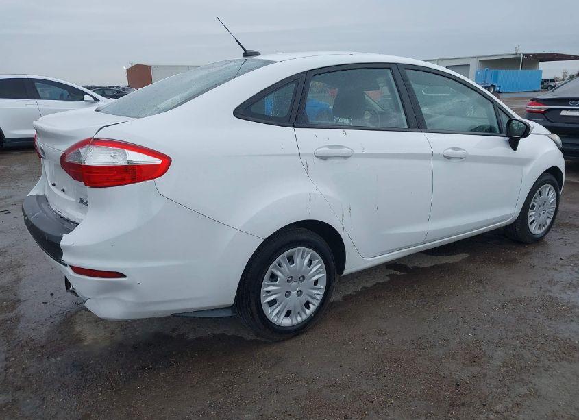 Photo 4 of 2016 Ford Fiesta S (VIN 3FADP4AJ6GM128672)