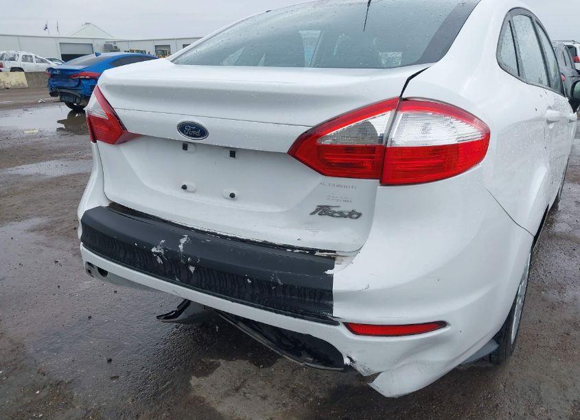 Photo 6 of 2016 Ford Fiesta S (VIN 3FADP4AJ6GM128672)