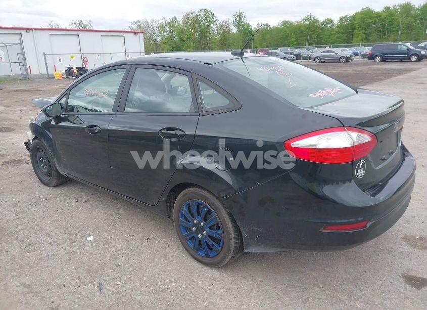 Photo 3 of 2015 Ford Fiesta S (VIN 3FADP4AJ7FM175160)