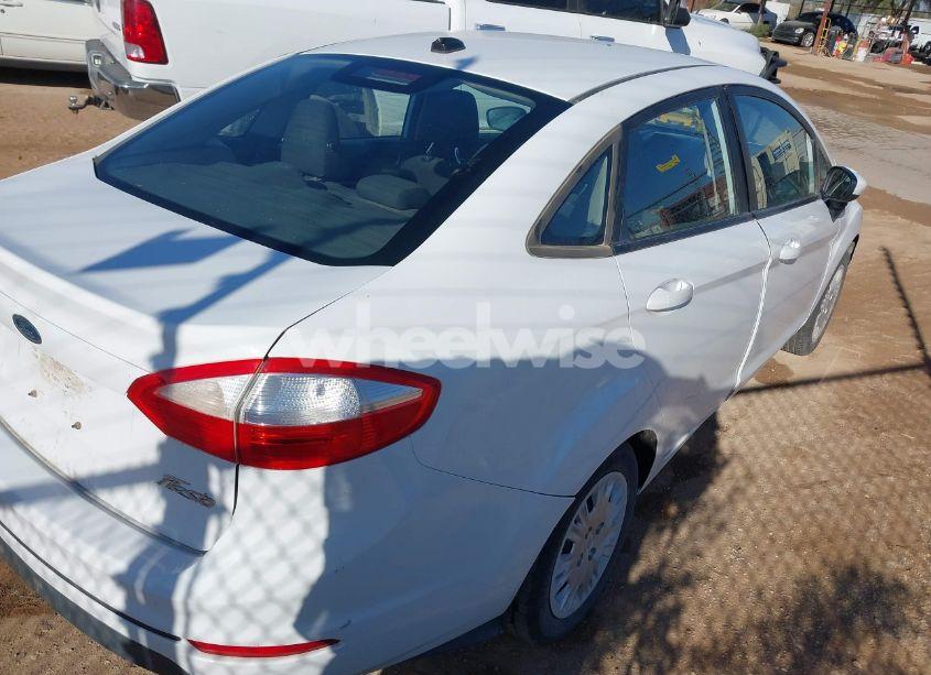 Photo 4 of 2016 Ford Fiesta S (VIN 3FADP4AJ7GM172406)