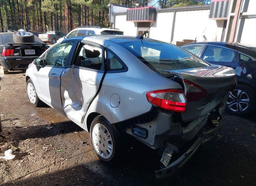 Photo 3 of 2019 Ford Fiesta S (VIN 3FADP4AJ7KM164847)