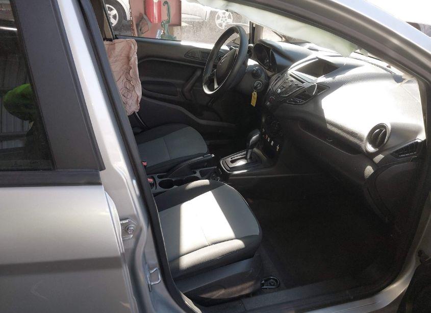 Photo 5 of 2019 Ford Fiesta S (VIN 3FADP4AJ7KM164847)