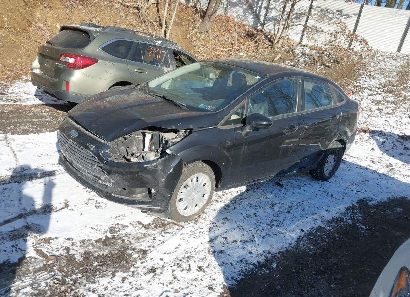 Photo 2 of 2014 Ford Fiesta S (VIN 3FADP4AJ8EM216328)