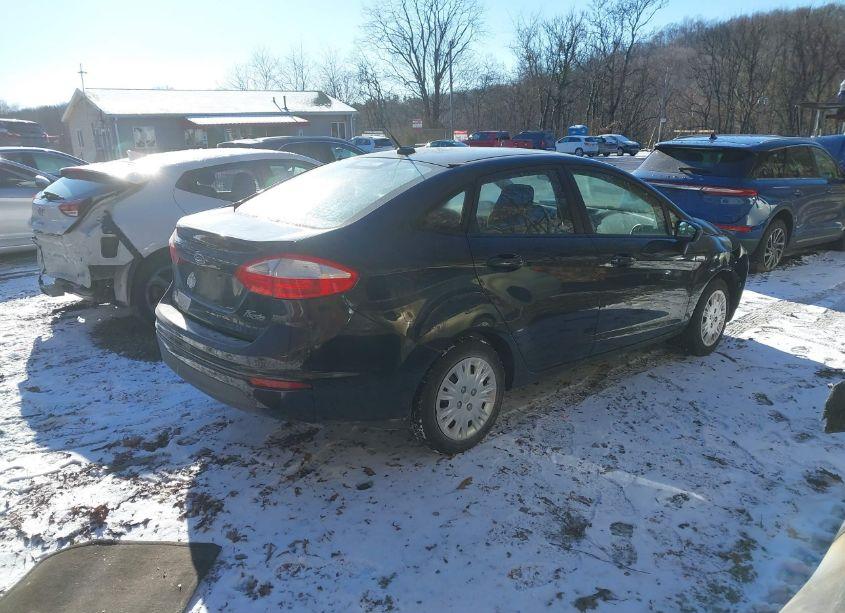 Photo 4 of 2014 Ford Fiesta S (VIN 3FADP4AJ8EM216328)