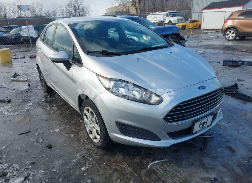 2014 Ford Fiesta S (VIN 3FADP4AJ8EM226485) main photo