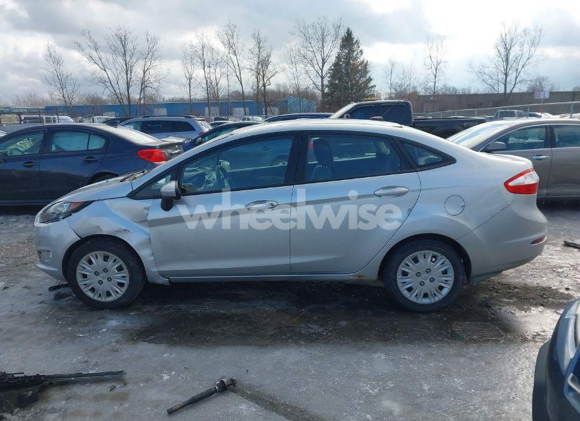 Photo 14 of 2014 Ford Fiesta S (VIN 3FADP4AJ8EM226485)