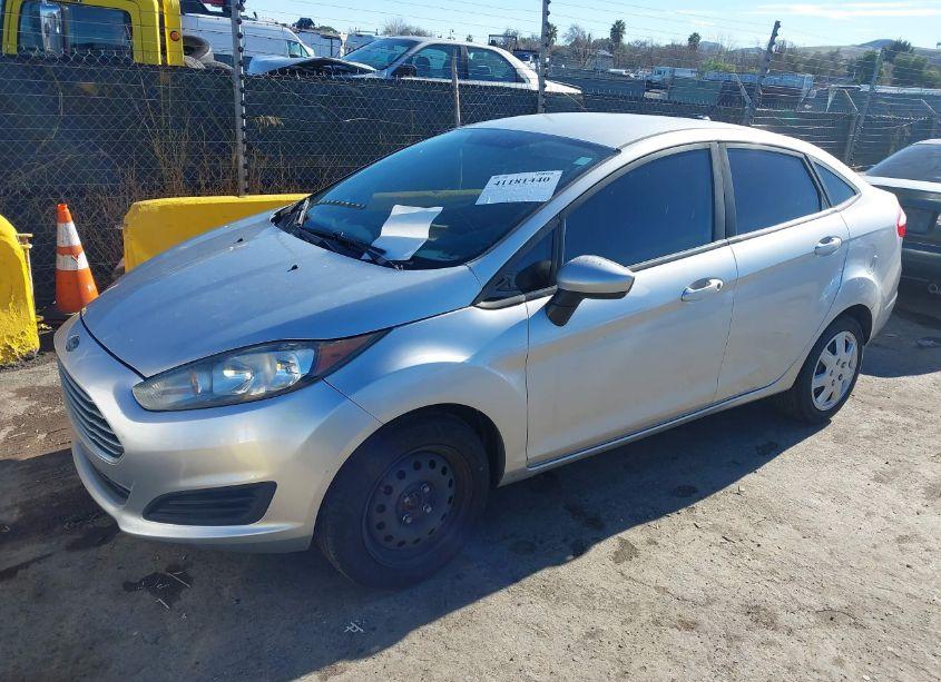 Photo 2 of 2015 Ford Fiesta S (VIN 3FADP4AJ8FM198446)