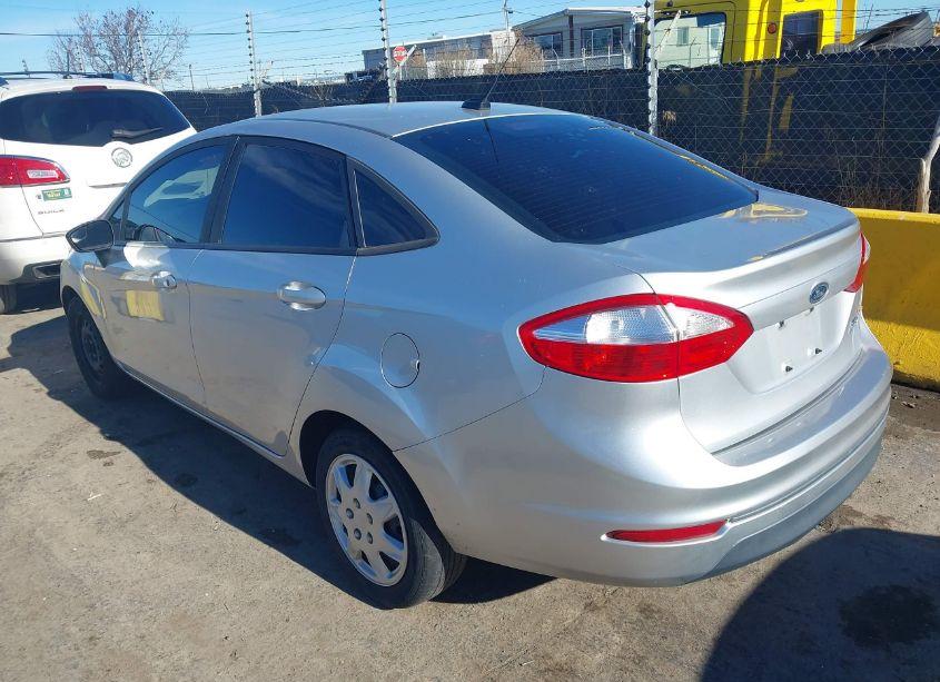 Photo 3 of 2015 Ford Fiesta S (VIN 3FADP4AJ8FM198446)