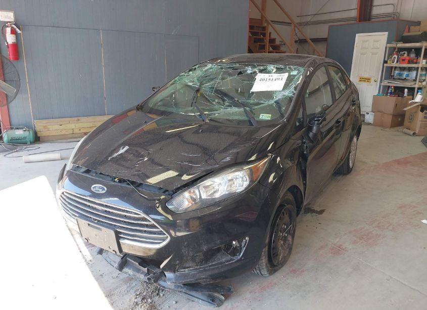 Photo 2 of 2019 Ford Fiesta S (VIN 3FADP4AJ8KM159110)