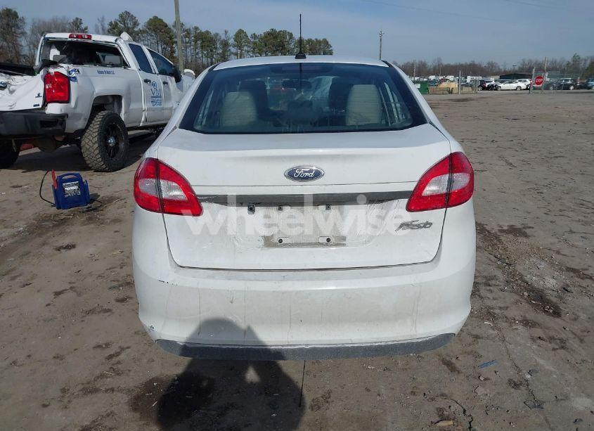 Photo 16 of 2013 Ford Fiesta S (VIN 3FADP4AJ9DM223948)