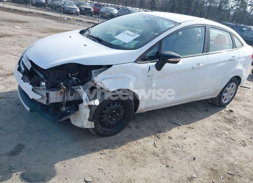 Photo 6 of 2013 Ford Fiesta S (VIN 3FADP4AJ9DM223948)