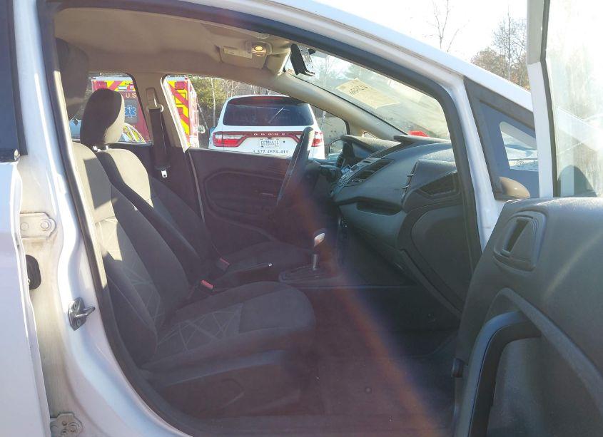 Photo 5 of 2014 Ford Fiesta S (VIN 3FADP4AJ9EM135998)