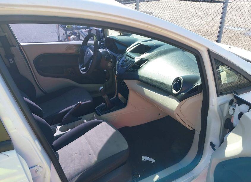 Photo 5 of 2011 Ford Fiesta S (VIN 3FADP4AJXBM162381)