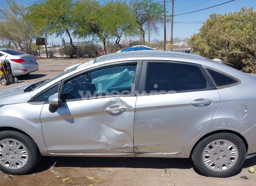 Photo 14 of 2015 Ford Fiesta S (VIN 3FADP4AJXFM190851)