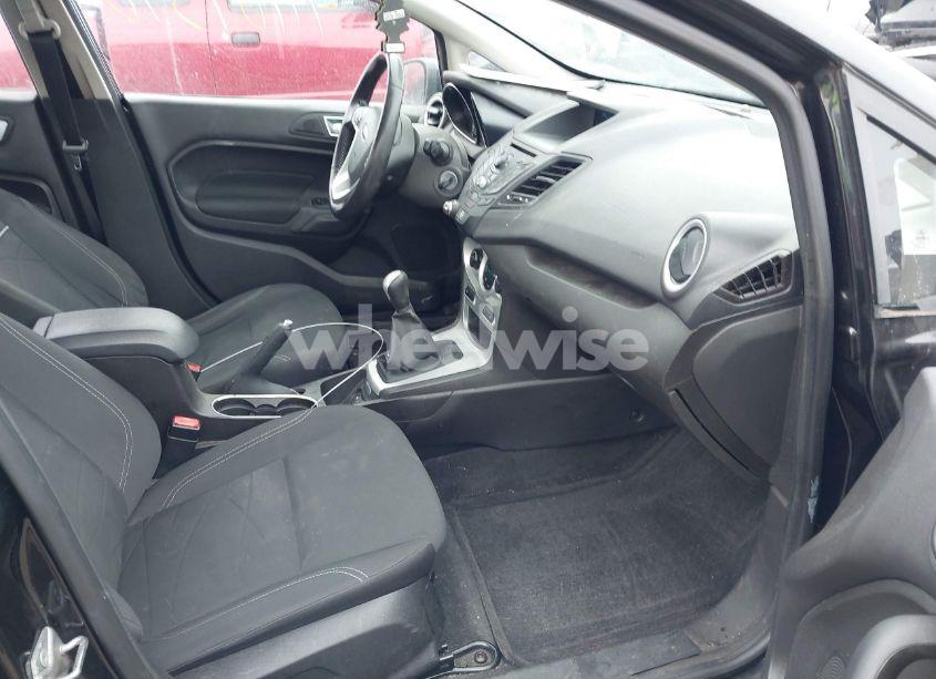 Photo 5 of 2014 Ford Fiesta SE (VIN 3FADP4BE9EM195992)