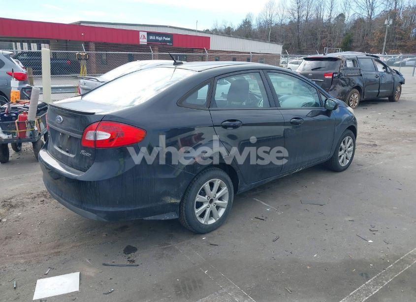 Photo 4 of 2011 Ford Fiesta SE (VIN 3FADP4BJ0BM132112)